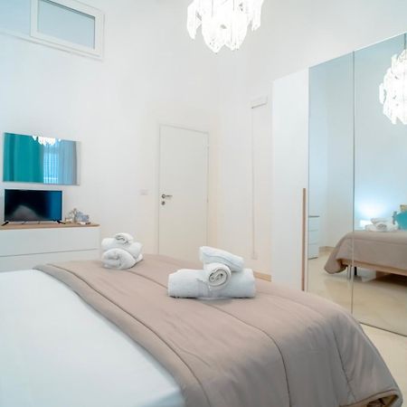 Dimora Dante 310 Apartment Бари Екстериор снимка