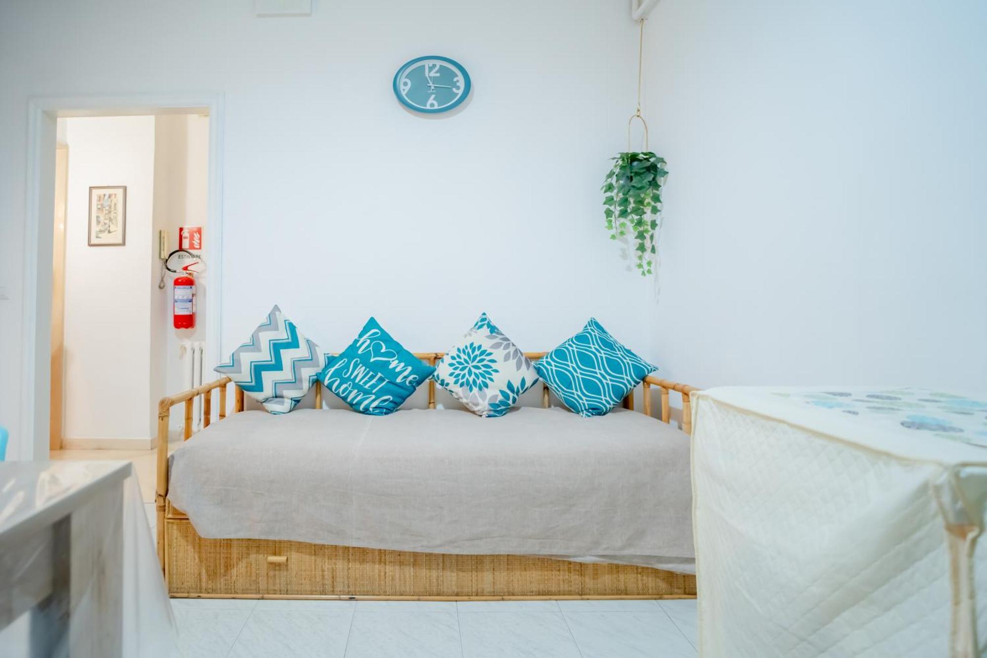 Dimora Dante 310 Apartment Бари Екстериор снимка