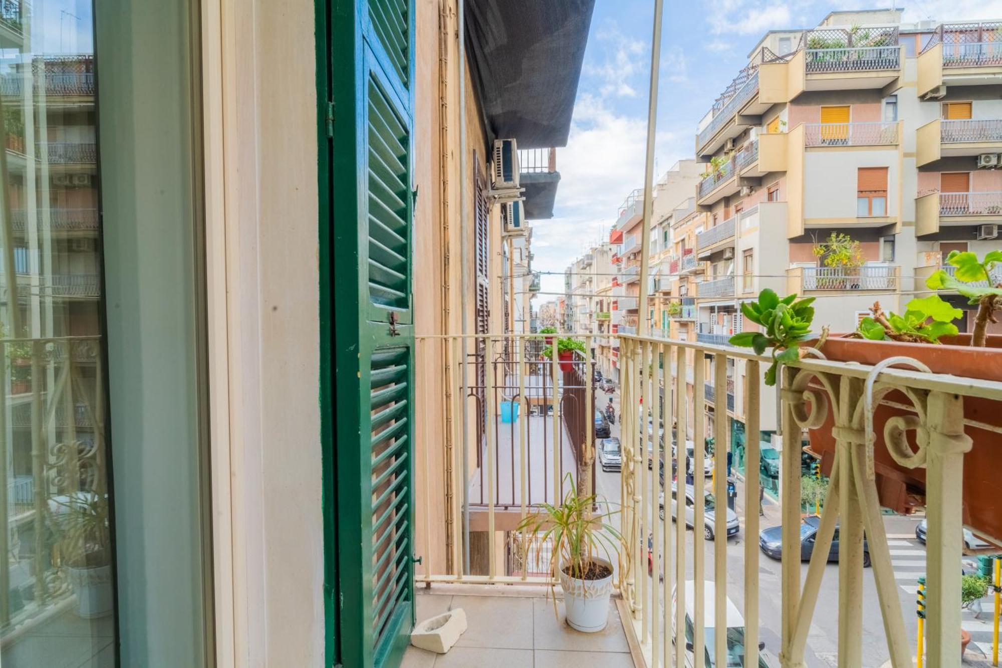 Dimora Dante 310 Apartment Бари Екстериор снимка
